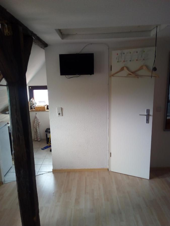 Kleine Ferienwohnung Am Kahlaer Markt Kahla  Eksteriør billede